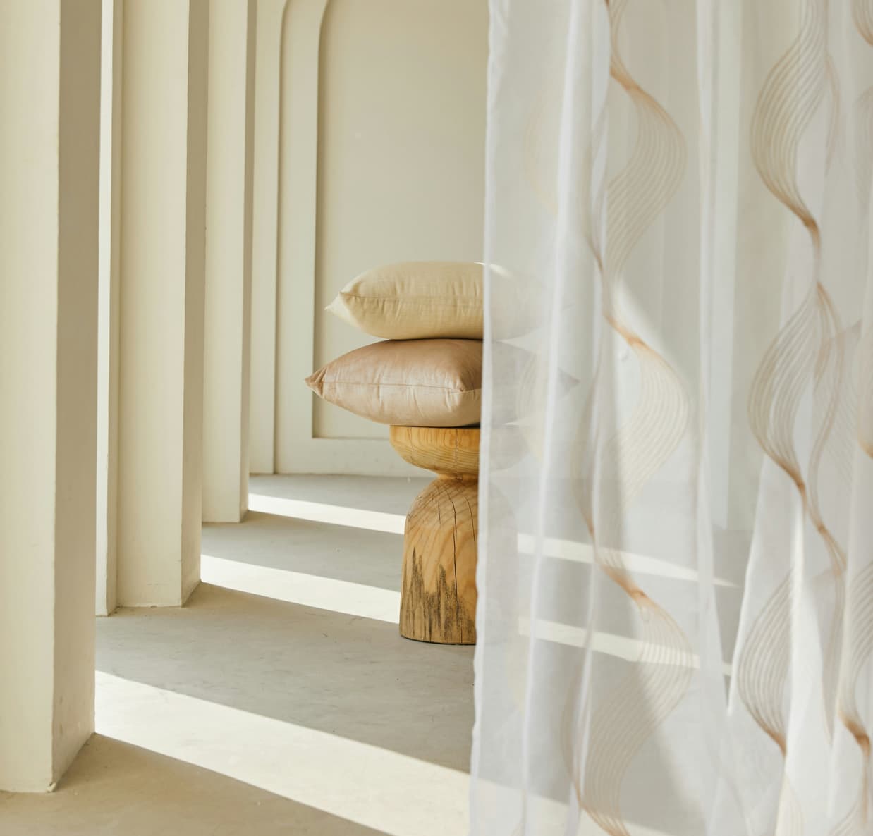 A Guide to Incorporating Lines in Interior Design