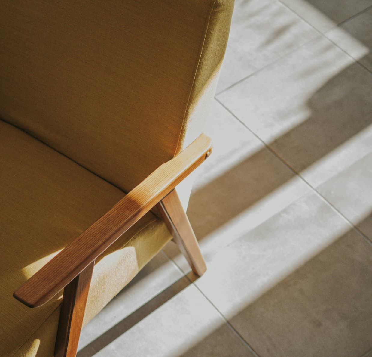 How To Identify The Different Varieties of Teak Wood