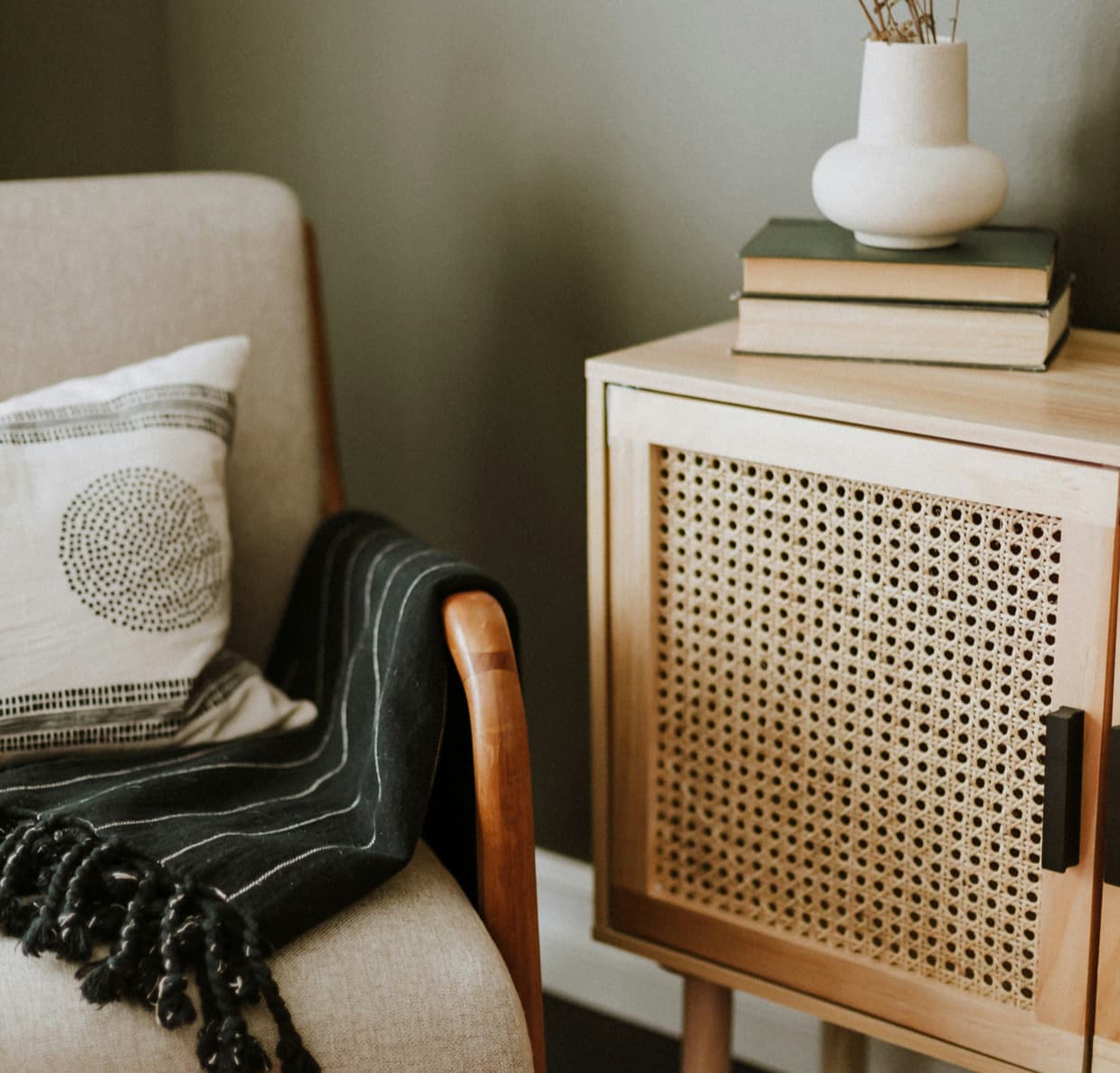 A Guide to Incorporating Wool in Interior Design